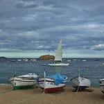 Lets Holidays Amazing Sea Views In Tossa Lejlighed *