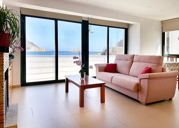 Apartment Lets Holidays Amazing Sea Views In Tossa *